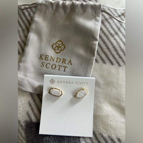 Kendra Scott Earrings - Picture 2 of 2